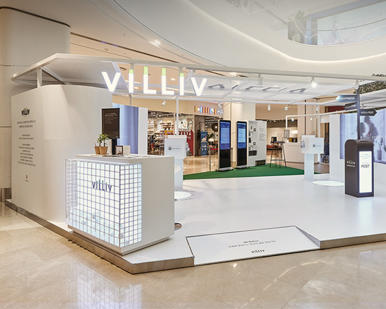 Shinsegae Villiv Brand Activation_White modern style booth with VILLV channel on the top